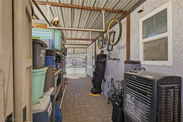 625 Glenwood Lane, Henderson, NV 89002