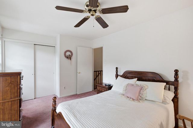 53 ARDSLEY CT, Newtown, PA 18940