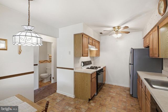 53 ARDSLEY CT, Newtown, PA 18940