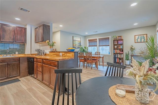 1919 E 51st Street, Savannah, GA 31404