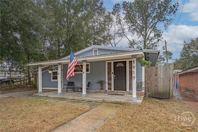 1919 E 51st Street, Savannah, GA 31404