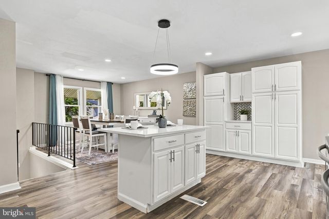 6 STRATFORD CT, Waldorf, MD 20602