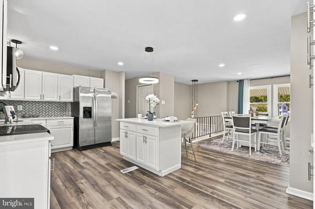 6 STRATFORD CT, Waldorf, MD 20602