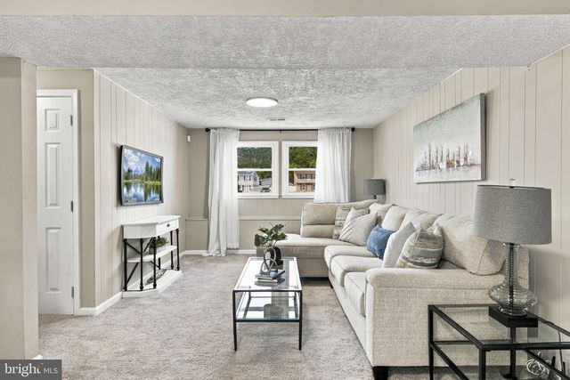 6 STRATFORD CT, Waldorf, MD 20602