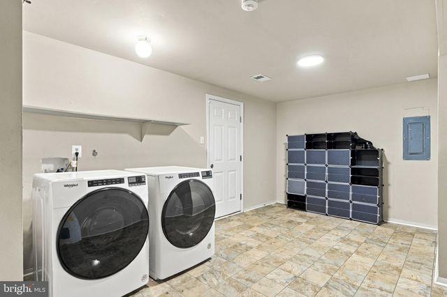6 STRATFORD CT, Waldorf, MD 20602