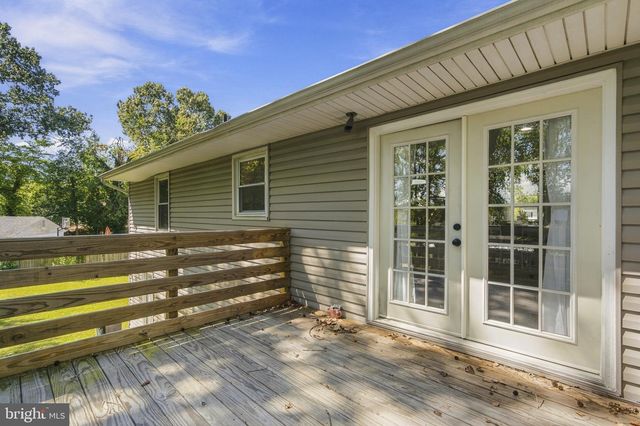 6 STRATFORD CT, Waldorf, MD 20602