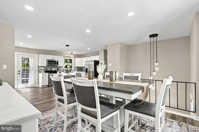 6 STRATFORD CT, Waldorf, MD 20602