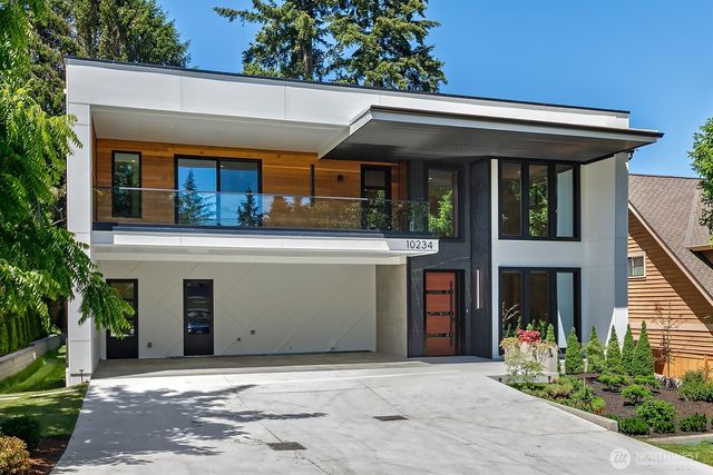10234 NE 20th Place, Bellevue, WA 98004