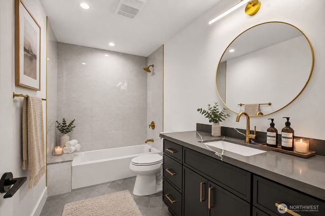 10234 NE 20th Place, Bellevue, WA 98004