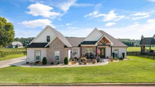 9624 Gunnies Drive, Kodak, TN 37764