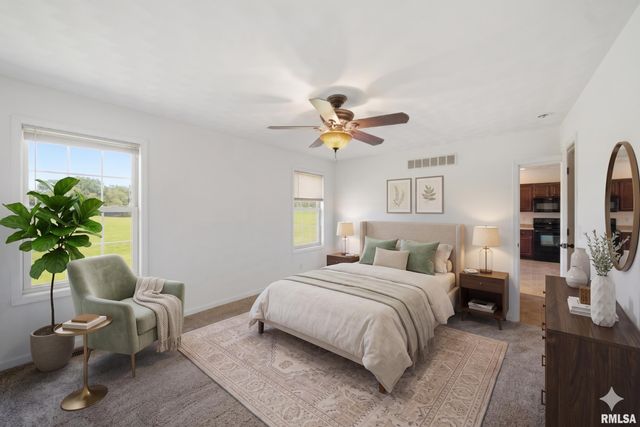 20 Ashwood Lane, Pekin, IL 61554
