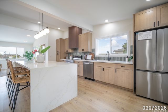 99-1052 Manako Place, Aiea, HI 96701