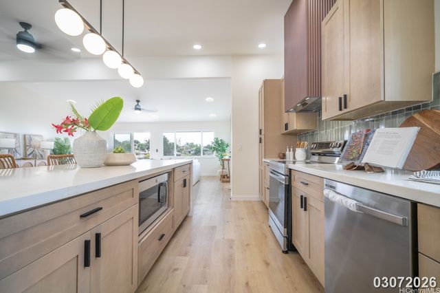 99-1052 Manako Place, Aiea, HI 96701