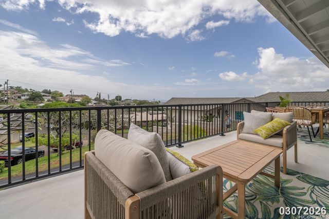 99-1052 Manako Place, Aiea, HI 96701