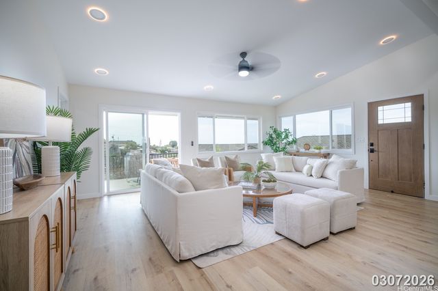 99-1052 Manako Place, Aiea, HI 96701