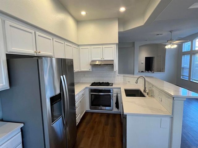 7677 Hazard Center Drive, San Diego, CA 92108