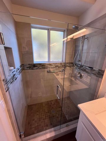 7677 Hazard Center Drive, San Diego, CA 92108