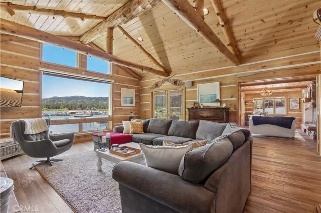 447 Cienega, Big Bear Lake, CA 92315