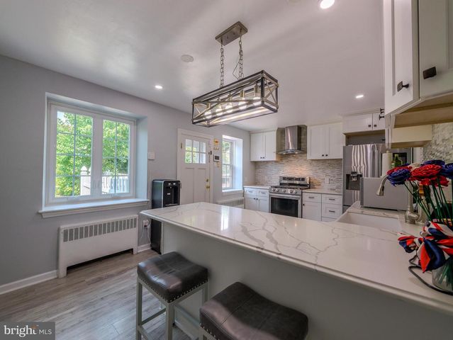 1004 SHADELAND AVE, Drexel Hill, PA 19026