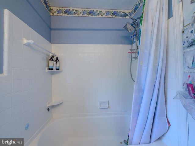 1004 SHADELAND AVE, Drexel Hill, PA 19026