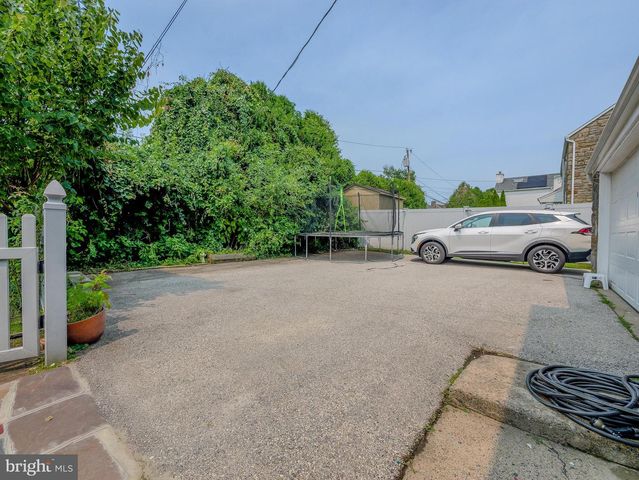 1004 SHADELAND AVE, Drexel Hill, PA 19026