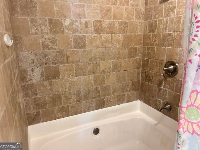200 Hedgewood Court, Peachtree City, GA 30269
