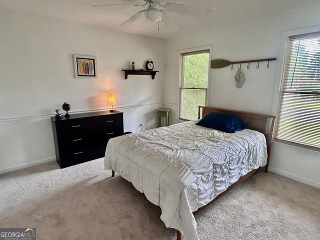 200 Hedgewood Court, Peachtree City, GA 30269
