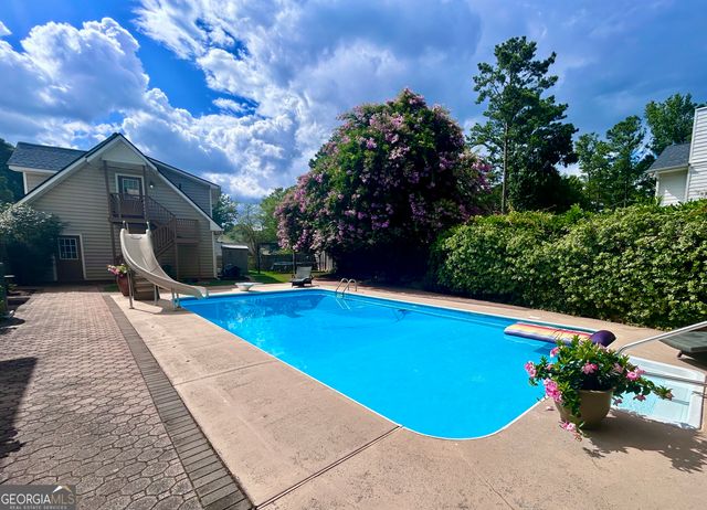 200 Hedgewood Court, Peachtree City, GA 30269