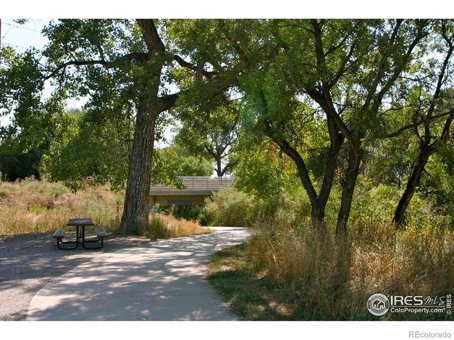 2826 Blue Jay Way, Lafayette, CO 80026