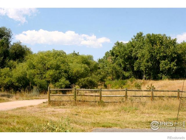 2826 Blue Jay Way, Lafayette, CO 80026