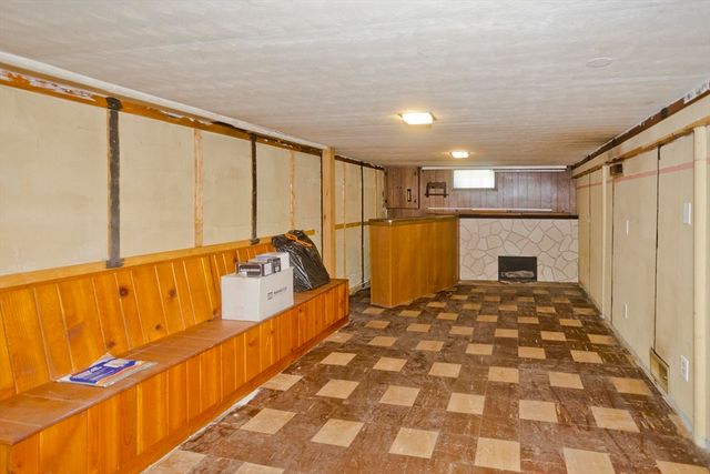 135 Prentice, Springfield, MA 01104