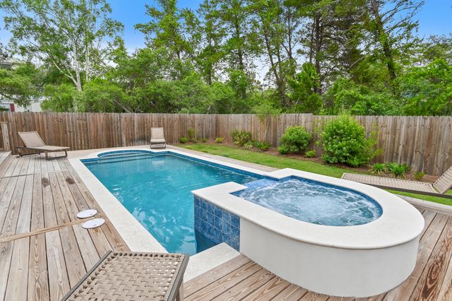 144 Dalton Drive, Santa Rosa Beach, FL 32459