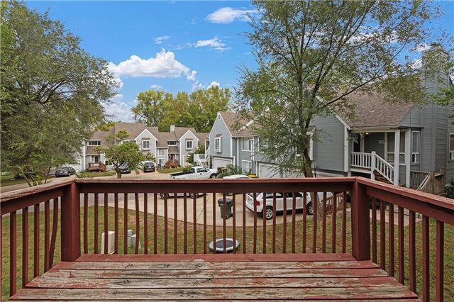 8949 Hauser Street, Lenexa, KS 66215