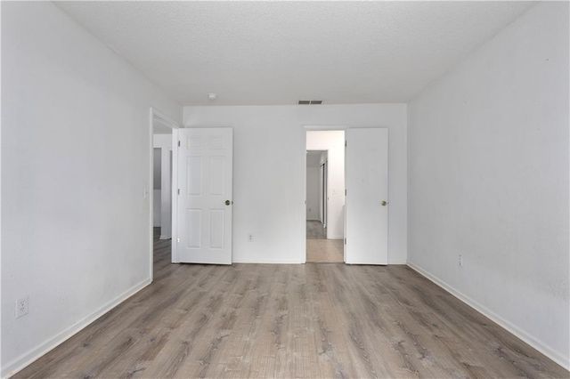 8949 Hauser Street, Lenexa, KS 66215