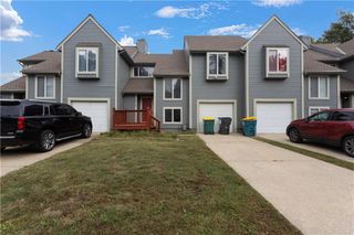 8949 Hauser Street, Lenexa, KS 66215