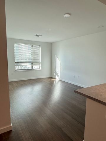 466 River Street 623, Boston, MA 02126