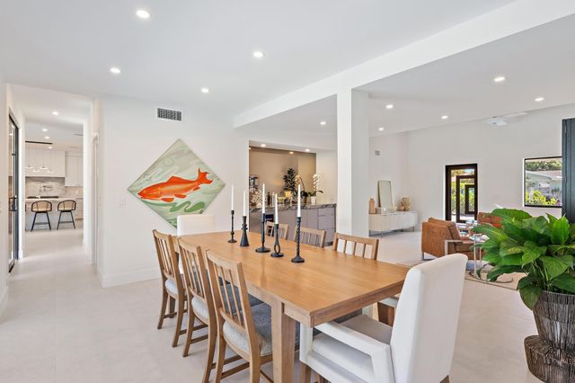 385 Linda Lane, West Palm Beach, FL 33405