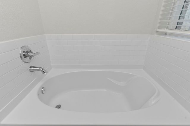 22218 Rome Breeze Drive, Hockley, TX 77447