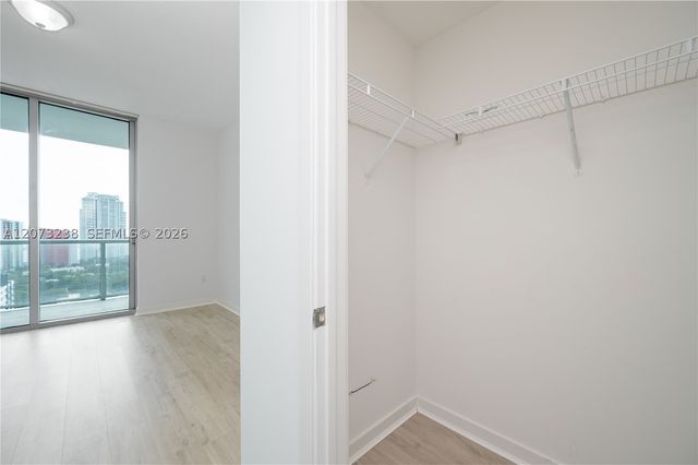 79 SW 12th St 2602-S, Miami, FL 33130