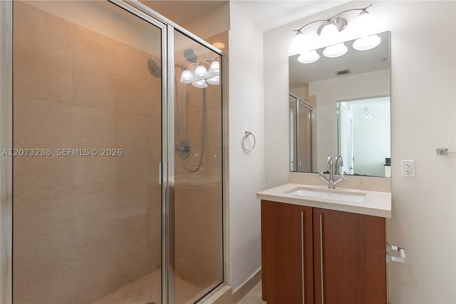 79 SW 12th St 2602-S, Miami, FL 33130