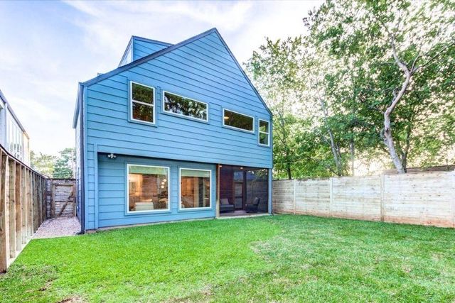 916 E 50th ST 1, Austin, TX 78751