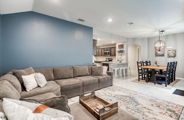 608 Rustic Meadows Trail, Princeton, TX 75407