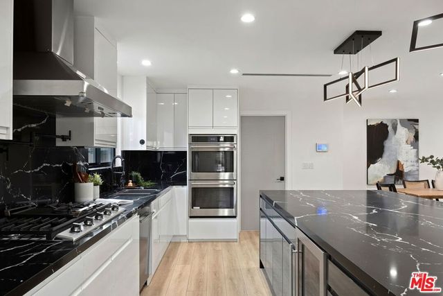 7848 Melita Avenue, North Hollywood, CA 91605