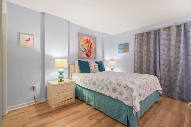 1015 S Ocean Blvd Unit 302, North Myrtle Beach, SC 29582
