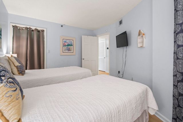 1015 S Ocean Blvd Unit 302, North Myrtle Beach, SC 29582
