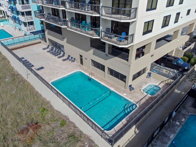 1015 S Ocean Blvd Unit 302, North Myrtle Beach, SC 29582