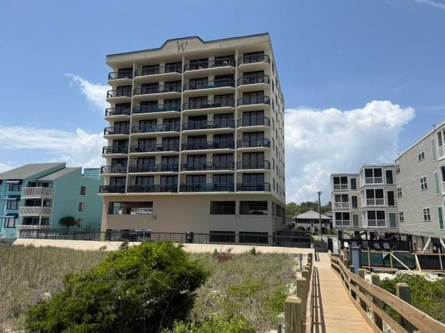 1015 S Ocean Blvd Unit 302, North Myrtle Beach, SC 29582