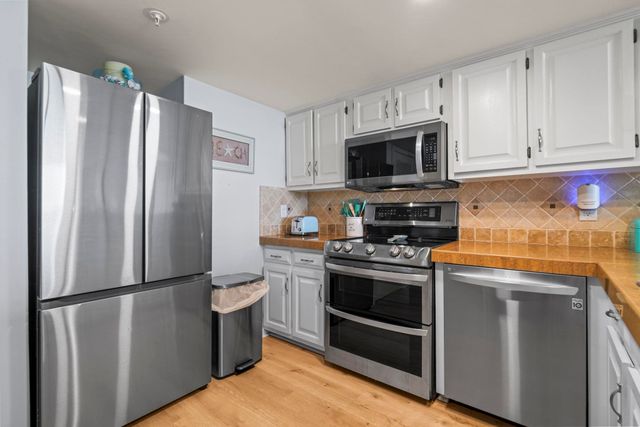 1015 S Ocean Blvd Unit 302, North Myrtle Beach, SC 29582