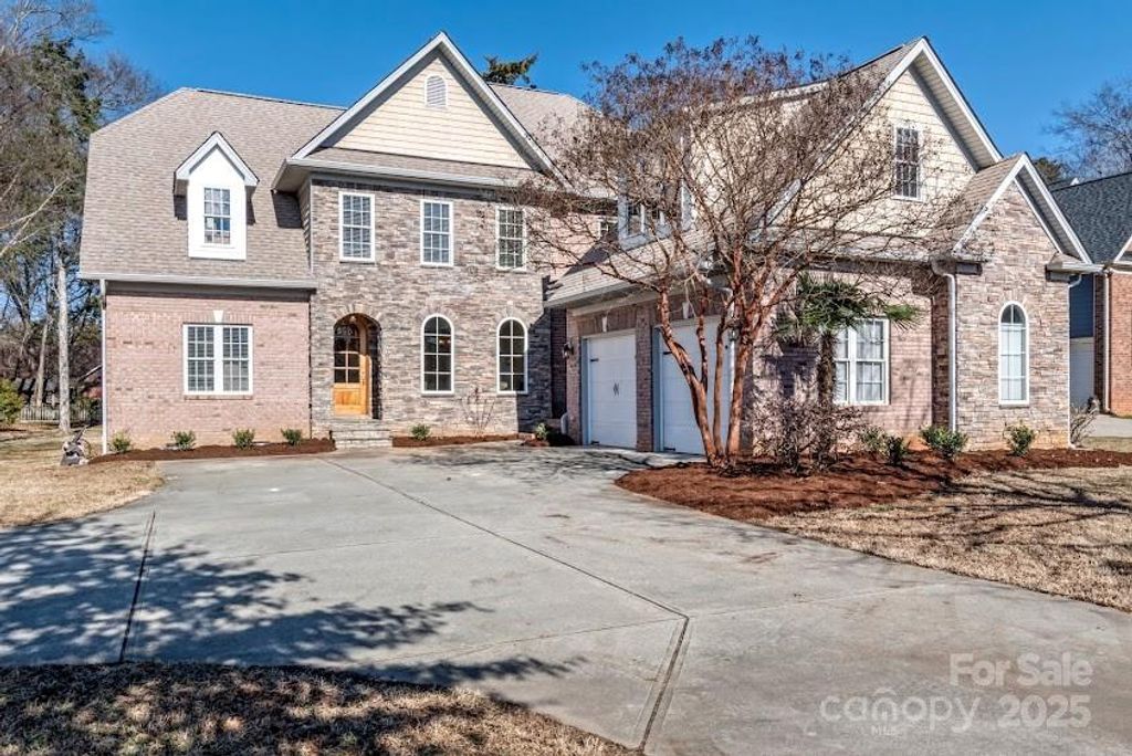 8388 Rocky River Road, Harrisburg, NC 28075