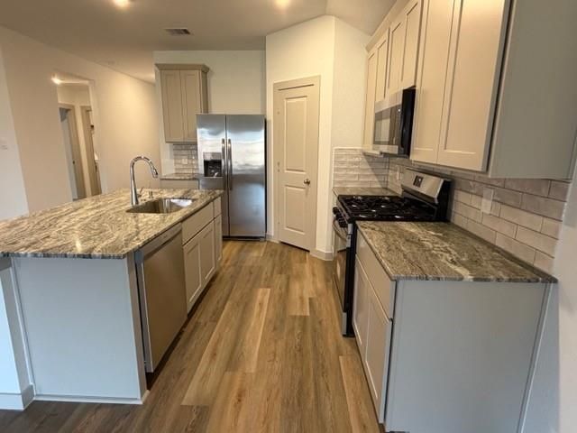 7728 Evening Emeral Drive, Iowa Colony, TX 77583